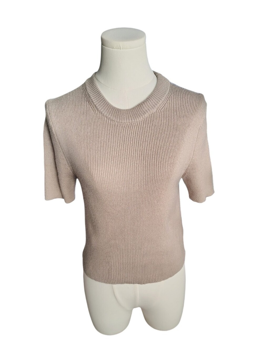 ZARA Classic Neutral Light Tan Ribbed Stretchy Cropped Sweater Size Large